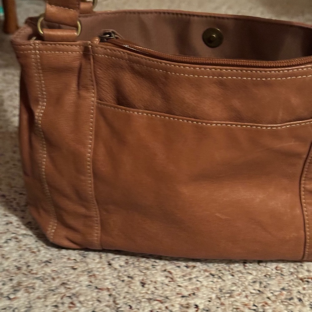 Brown purse.